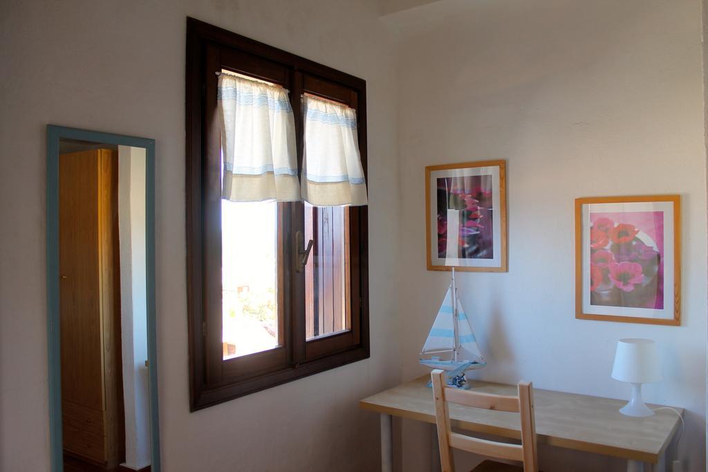 Appartement La Marmorata Vacation House à Santa Teresa Gallura Chambre photo